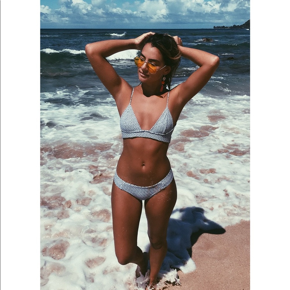 Indah bottom